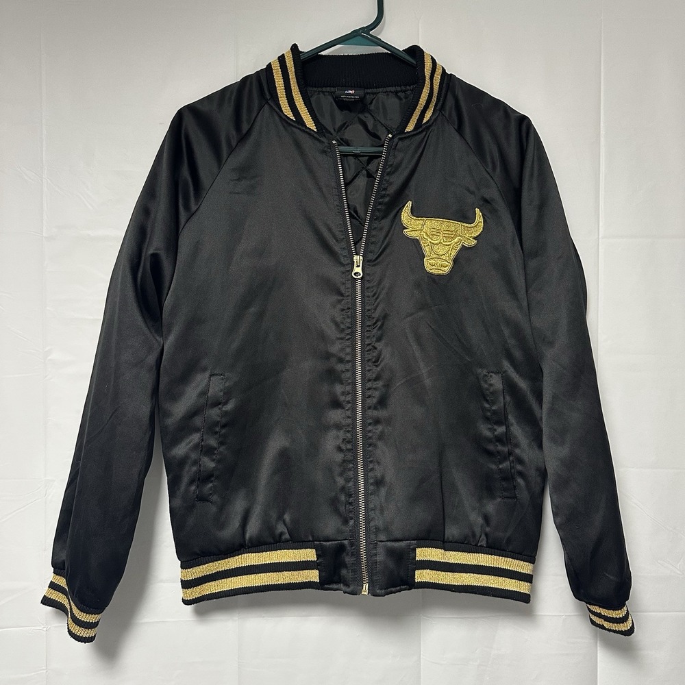 Chicago Bulls NBA Black Gold Embroidered Satin Bomber Jacket Women's Size Small